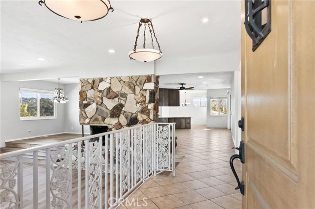 Detail Gallery Image 2 of 29 For 19613 E Covina Hills, Covina,  CA 91724 - 3 Beds | 3 Baths