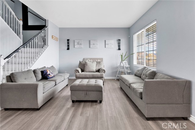 Detail Gallery Image 5 of 45 For 15166 Arcadian, Adelanto,  CA 92301 - 5 Beds | 3 Baths