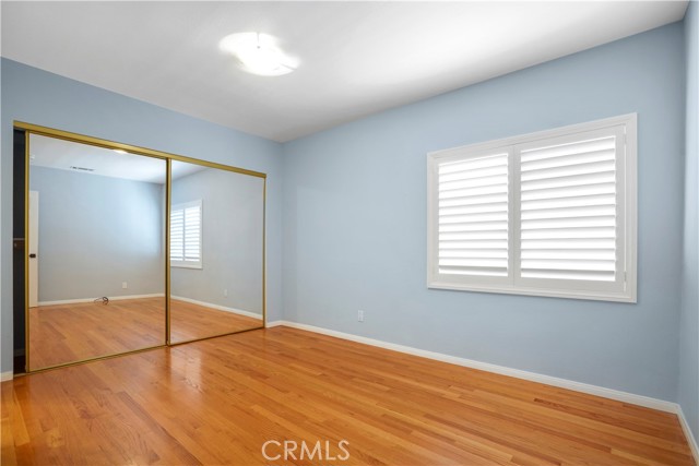 1715 Glorietta Avenue, Glendale CA: https://media.crmls.org/medias/dbb99773-fb8f-43e0-89b1-b95b111eeb49.jpg