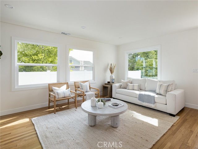 22105 Ellinwood Drive, Torrance CA: https://media.crmls.org/medias/dbbb1d95-dcb9-495c-9509-c0eeb4c63df8.jpg