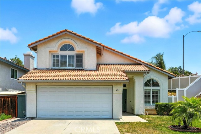 251 Royal Glen Drive, Fallbrook CA: https://media.crmls.org/medias/dbbb3f20-9abb-481e-80bc-156562f33ebc.jpg