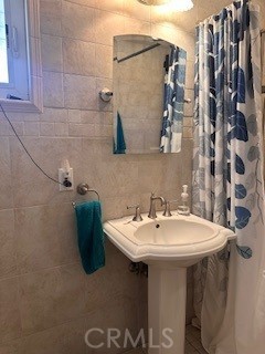 https://media.crmls.org/medias/dbbb6511-5521-4e72-a36b-cd930c1f6dbe.jpg?preset=X-Large