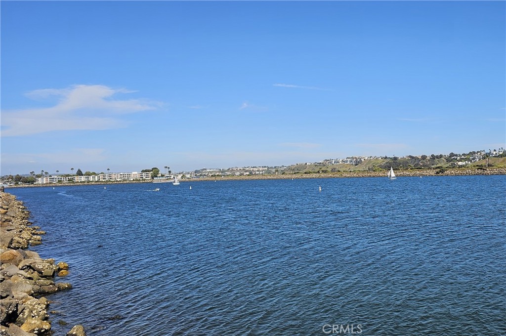 https://media.crmls.org/medias/dbbbf31f-a446-427e-b152-dad0067e4c26.jpg?preset=X-Large