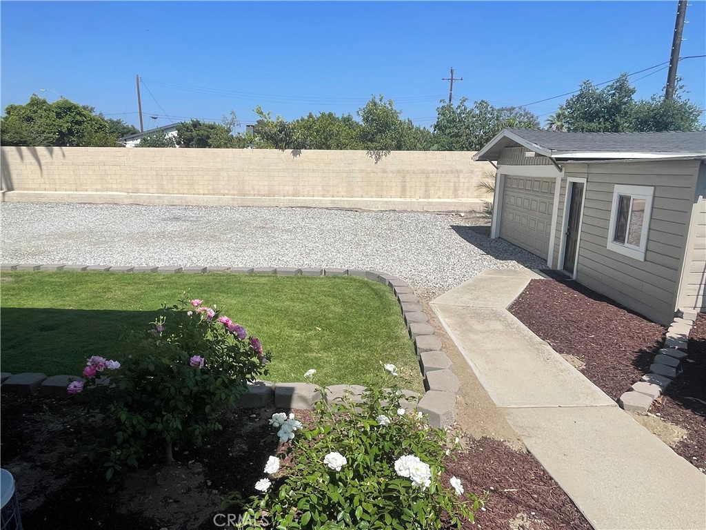 Dbbd86D4 Cfc9 4F0B 9Dd2 Be872Bed6946 596 E Arrow Highway, Claremont, Ca 91711 &Lt;Span Style='BackgroundColor:transparent;Padding:0Px;'&Gt; &Lt;Small&Gt; &Lt;I&Gt; &Lt;/I&Gt; &Lt;/Small&Gt;&Lt;/Span&Gt;