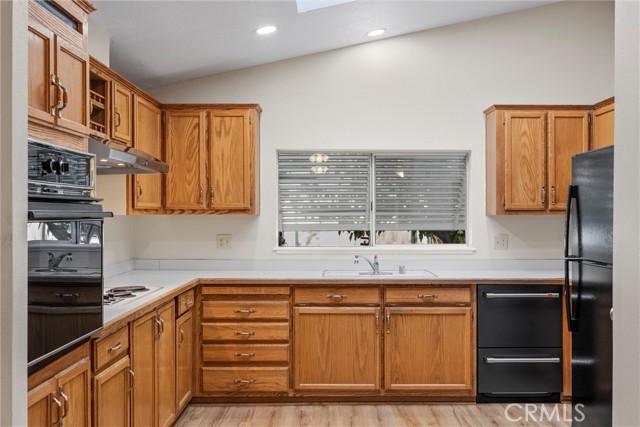 Detail Gallery Image 3 of 32 For 2050 Springfield Dr #315,  Chico,  CA 95928 - 2 Beds | 2 Baths
