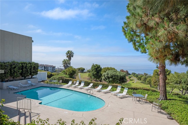 2235 W 25th Street, San Pedro CA: https://media.crmls.org/medias/dbc0153b-45e6-4f34-b4f9-faf1cacc29de.jpg