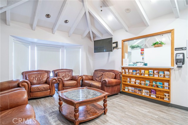 315 E Route 66, Glendora, California 91740, ,Commercial Lease,For Rent,315 E Route 66,CRCV25060682