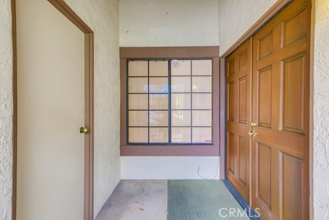 Detail Gallery Image 5 of 62 For 4194 Higuera St, Culver City,  CA 90232 - 2 Beds | 2/1 Baths