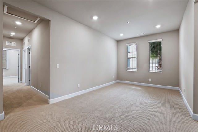 Detail Gallery Image 10 of 24 For 19109 Azul Ln, Huntington Beach,  CA 92648 - 4 Beds | 2/1 Baths