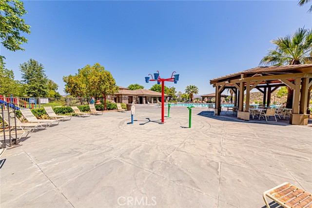 Detail Gallery Image 60 of 62 For 17730 Wren Dr, Canyon Country,  CA 91387 - 5 Beds | 3 Baths