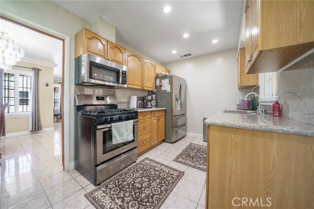 Detail Gallery Image 6 of 26 For 3016 S 9th Ave, Arcadia,  CA 91006 - 5 Beds | 3 Baths