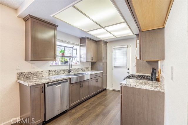 Detail Gallery Image 20 of 47 For 2816 Dartmouth Dr, Lancaster,  CA 93536 - 3 Beds | 2/1 Baths