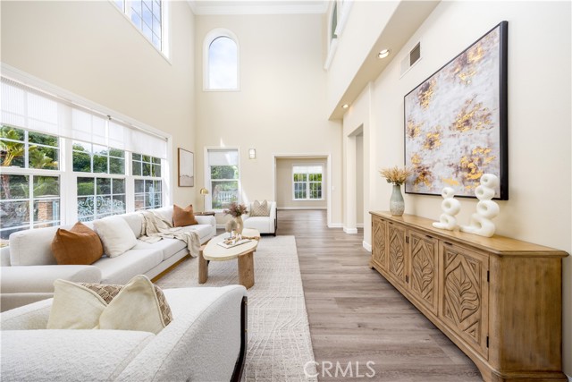 Image 3 of 72 For 2122 Meteora Way
