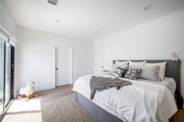 Detail Gallery Image 19 of 30 For 5826 Craner Ave, North Hollywood,  CA 91601 - – Beds | – Baths