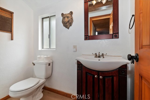 Detail Gallery Image 10 of 22 For 800 C Ln, Big Bear City,  CA 92314 - 2 Beds | 1/1 Baths