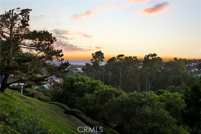 1 Pacifico, Laguna Niguel CA: https://media.crmls.org/medias/dbc35798-07ab-4d01-ac70-040cd71b4f35.jpg