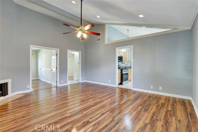 21822 Jinetes, Mission Viejo CA: https://media.crmls.org/medias/dbc362dd-7b4e-43f3-9dd2-5a64c14fdfe7.jpg