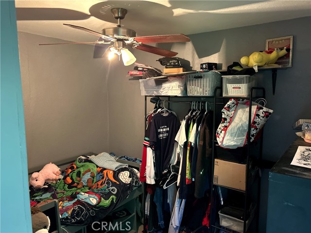 328 Vista Place, Los Angeles CA: https://media.crmls.org/medias/dbc3638f-3c34-4b0b-b163-edf9759546b9.jpg