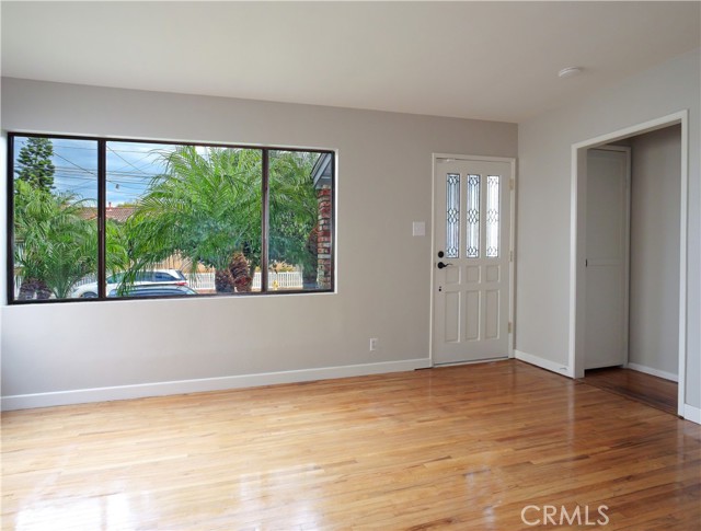 Detail Gallery Image 6 of 26 For 1905 Condon, Redondo Beach,  CA 90278 - 3 Beds | 2 Baths