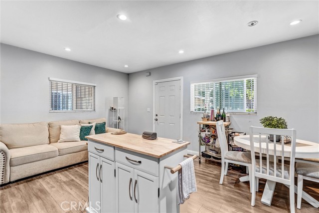 Detail Gallery Image 7 of 23 For 12530 Birch, Hawthorne,  CA 90250 - 3 Beds | 2 Baths