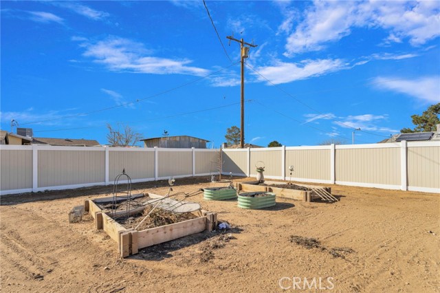 Detail Gallery Image 35 of 42 For 16654 Pawnee, Apple Valley,  CA 92307 - 3 Beds | 2 Baths