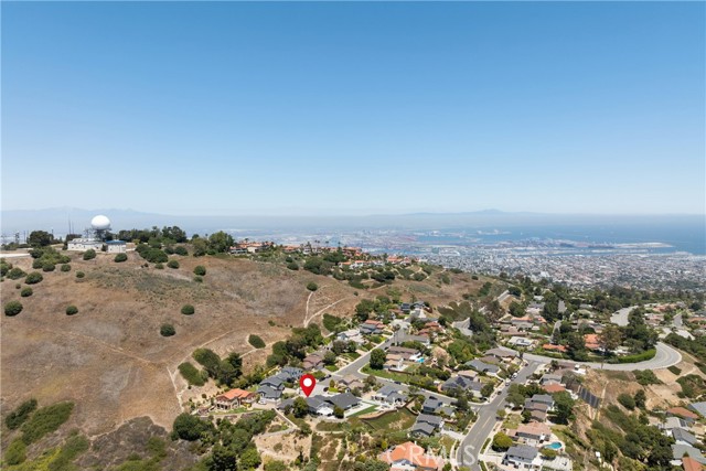 3666 Greve Drive, Rancho Palos Verdes CA: https://media.crmls.org/medias/dbc557e9-134a-4681-a430-92c2a9733ec2.jpg