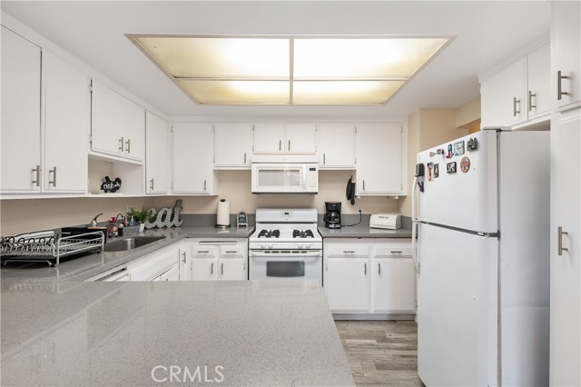 653 Nandina Circle photo 8