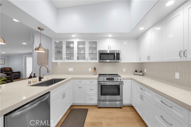 Detail Gallery Image 26 of 51 For 1671 Interlachen 285l,  Seal Beach,  CA 90740 - 2 Beds | 2 Baths