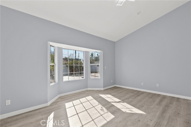 17710 Martha Street photo 13
