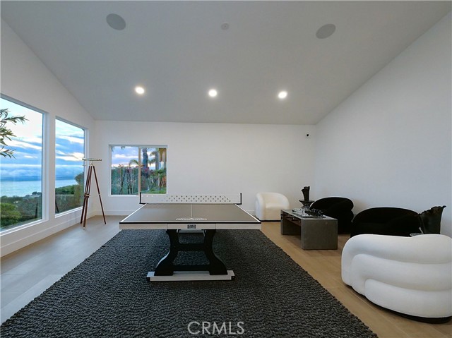 Detail Gallery Image 22 of 54 For 32551 Seacliff Dr, Rancho Palos Verdes,  CA 90275 - 4 Beds | 3/1 Baths