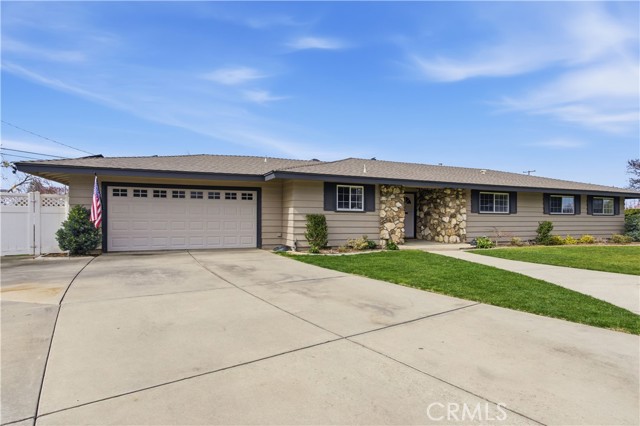 Detail Gallery Image 3 of 44 For 2849 Montana, Merced,  CA 95340 - 4 Beds | 2 Baths