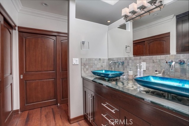 Double Vanity Master Bath