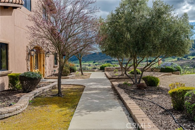 Detail Gallery Image 58 of 75 For 3230 Nacimiento Lake Dr, Paso Robles,  CA 93446 - 7 Beds | 3/1 Baths