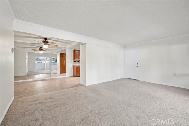 Detail Gallery Image 3 of 40 For 2113 via Puerta #B,  Laguna Woods,  CA 92637 - 2 Beds | 2 Baths