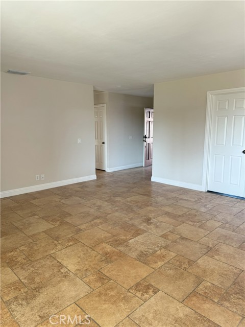 1112 Coronado Street, Upland CA: https://media.crmls.org/medias/dbc9ef36-f1fc-467b-9050-fead6a8d7535.jpg