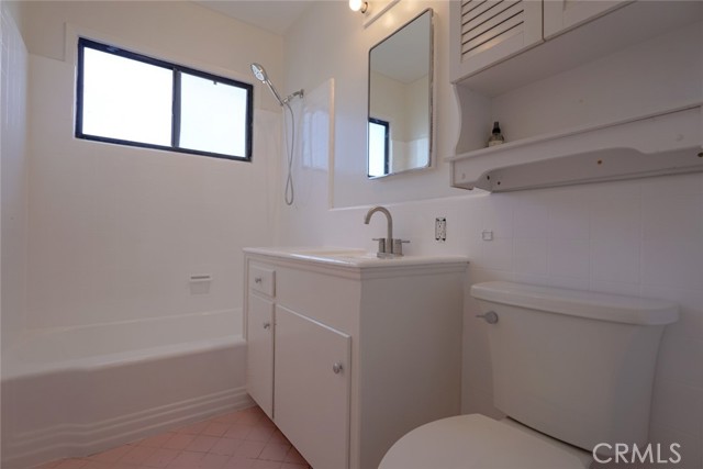 Detail Gallery Image 16 of 26 For 2105 E Ocean #19,  Long Beach,  CA 90803 - 1 Beds | 1 Baths