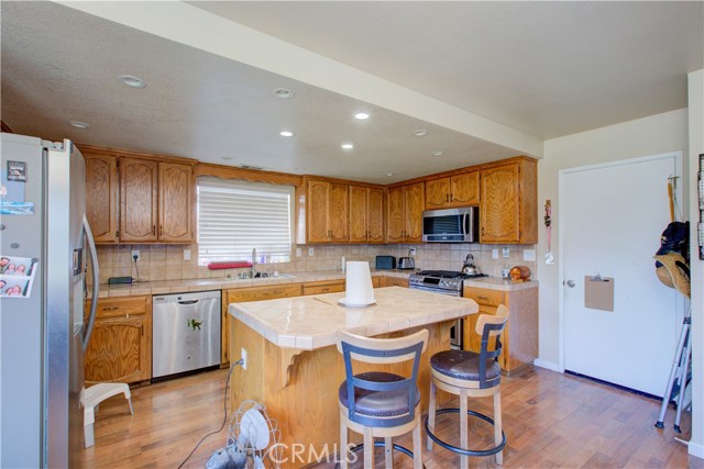 Detail Gallery Image 10 of 41 For 20429 American Ave, Hilmar,  CA 95324 - 3 Beds | 2 Baths