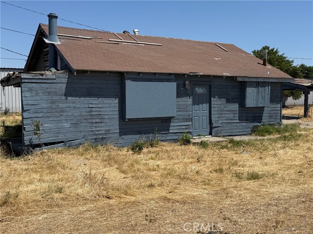 1250 E Childs Avenue, Merced CA: https://media.crmls.org/medias/dbca8f72-8c4d-4f5b-a815-baf7e7c4d39e.jpg