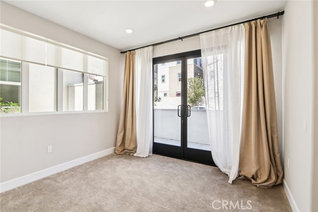 Detail Gallery Image 28 of 59 For 3010 Tallahassee Ln, Simi Valley,  CA 93065 - 3 Beds | 2/2 Baths