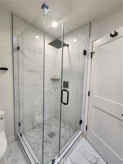 Detail Gallery Image 35 of 36 For 120 S Francisca Ave #18,  Redondo Beach,  CA 90277 - 2 Beds | 2/1 Baths