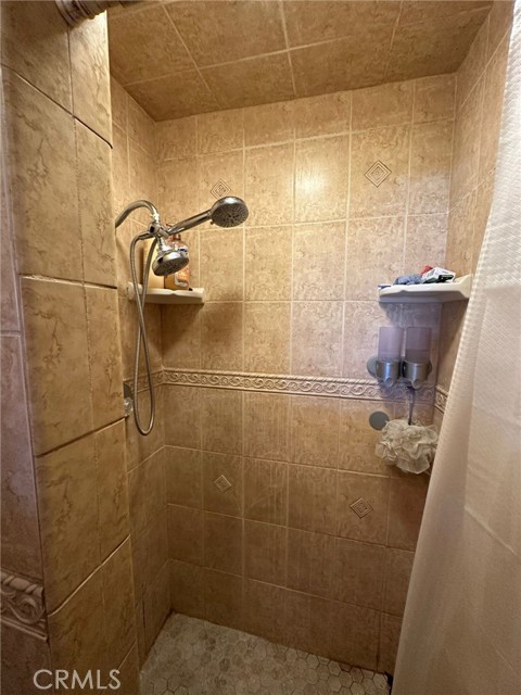 829 Foxworth Avenue, La Puente CA: https://media.crmls.org/medias/dbcb8a1d-82cf-43db-8bd3-f67feb82e256.jpg