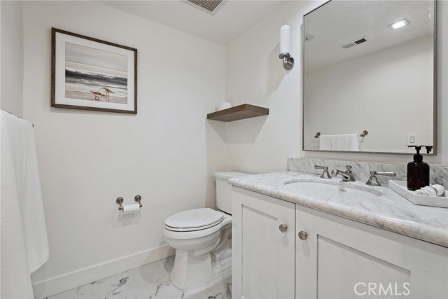 Detail Gallery Image 17 of 44 For 4372 Park Vicente, Calabasas,  CA 91302 - 4 Beds | 4/1 Baths