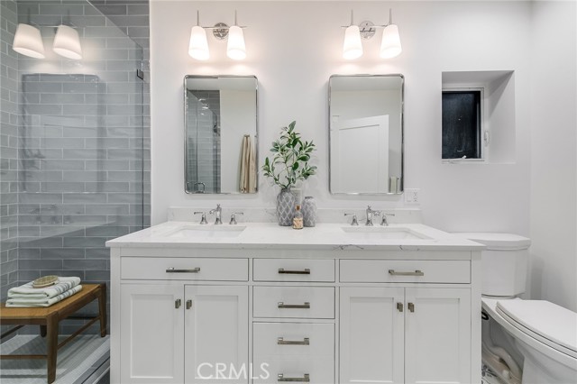 209 15th Street, Manhattan Beach, California 90266, 3 Bedrooms Bedrooms, ,2 BathroomsBathrooms,Residential,Sold,15th,SB23017345