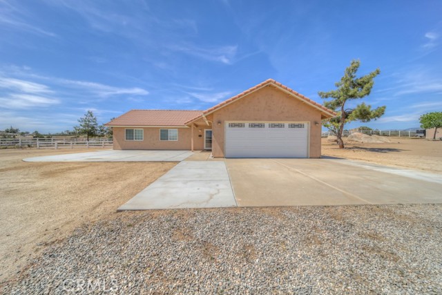 Detail Gallery Image 5 of 74 For 49030 Arabian Ct, Aguanga,  CA 92536 - 3 Beds | 2 Baths