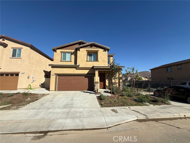 Detail Gallery Image 2 of 38 For 14180 Astra St, Moreno Valley,  CA 92555 - 4 Beds | 2/1 Baths