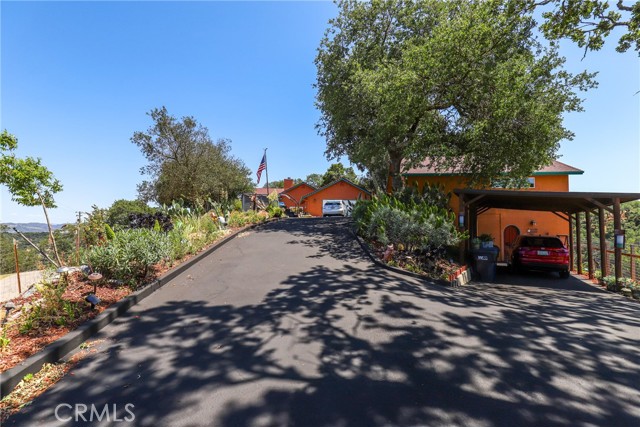 10755 Santa Ana Road, Atascadero CA: https://media.crmls.org/medias/dbcd5756-0b69-4f95-9a7c-ab7c28ecc43f.jpg