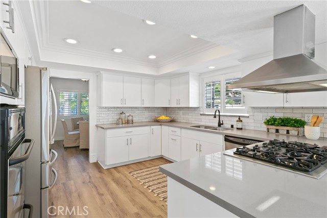 2006 Warfield Avenue, Redondo Beach, California 90278, 3 Bedrooms Bedrooms, ,2 BathroomsBathrooms,Residential,Sold,Warfield,SB21179490