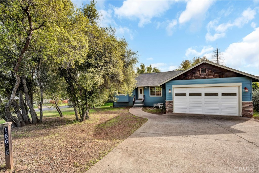 16605 Pinecrest Court