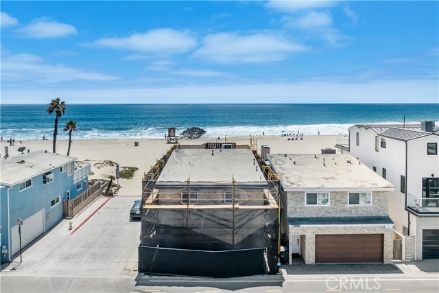 Detail Gallery Image 2 of 8 For 5201 Seashore Dr, Newport Beach,  CA 92663 - 5 Beds | 3 Baths