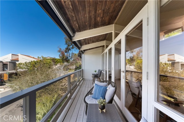 Detail Gallery Image 39 of 46 For 1961 San Remo Dr, Laguna Beach,  CA 92651 - 3 Beds | 2/1 Baths